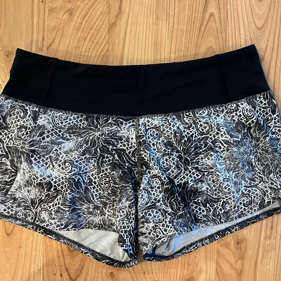 Lululemon Run Times II size 6 - Picture 1 of 3